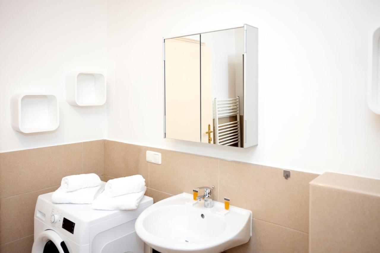 Premium 80 M2 Apartment - Free Parking Wien Eksteriør billede